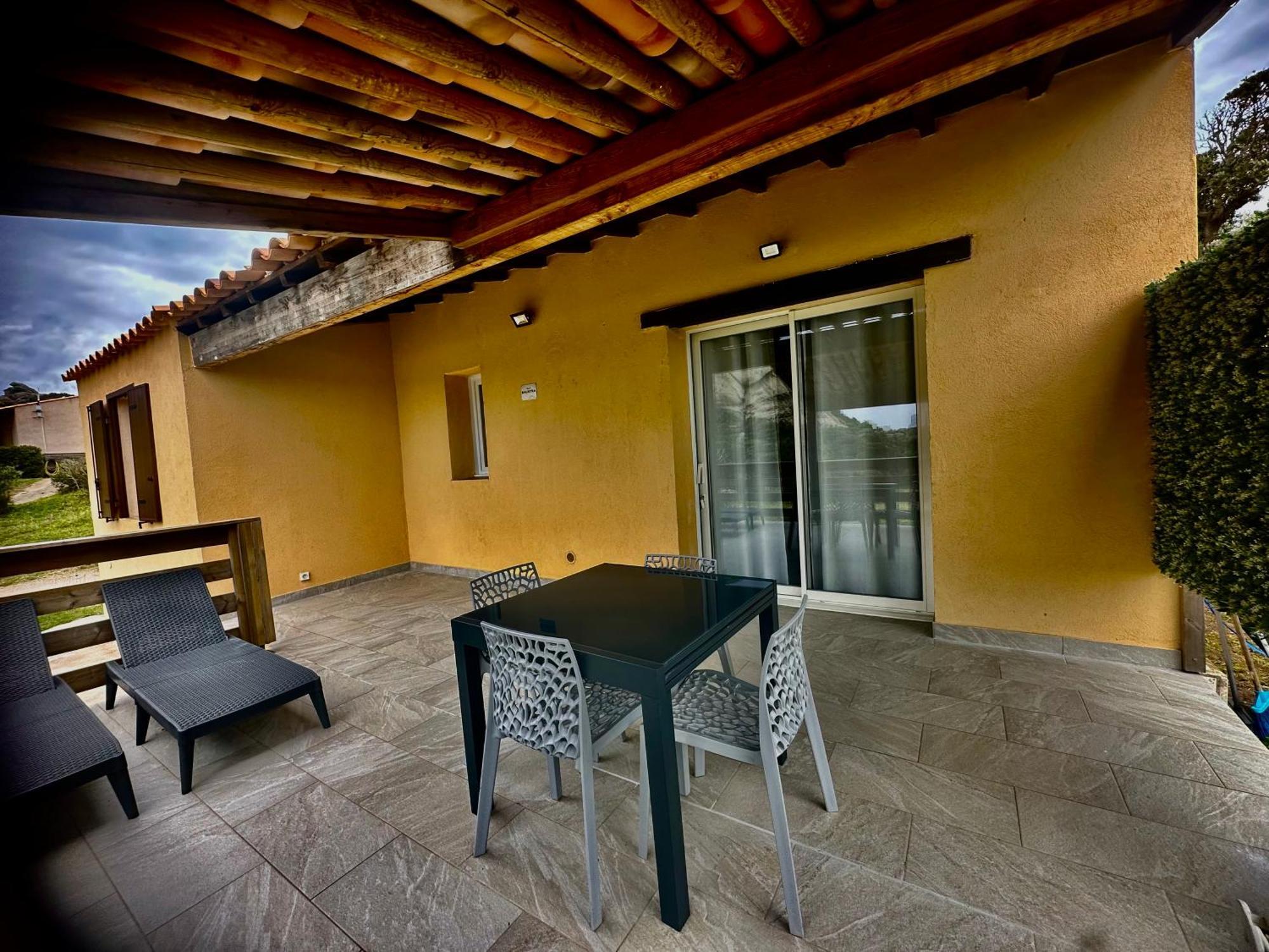 Vila A Santa Trinita Bonifacio  Exteriér fotografie